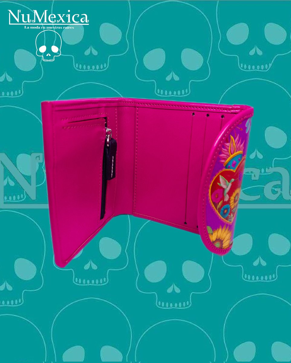 Numexica's tweet photo. Monedero modelo Kenzo Catrina 
Disponible en: 

📌 NuMexica Patio Frida 
📞 WhatsApp 55-48-57-81-35 
🛒https://t.co/rhSFB8RX8v

#monederosmexicanos #billeteramexicana #monederocatrina  #HechoEnMexico #consumelocal #numexicacoyoacan #numexica #lamodaennuestrasraices #catrina https://t.co/VGJRAMvssR