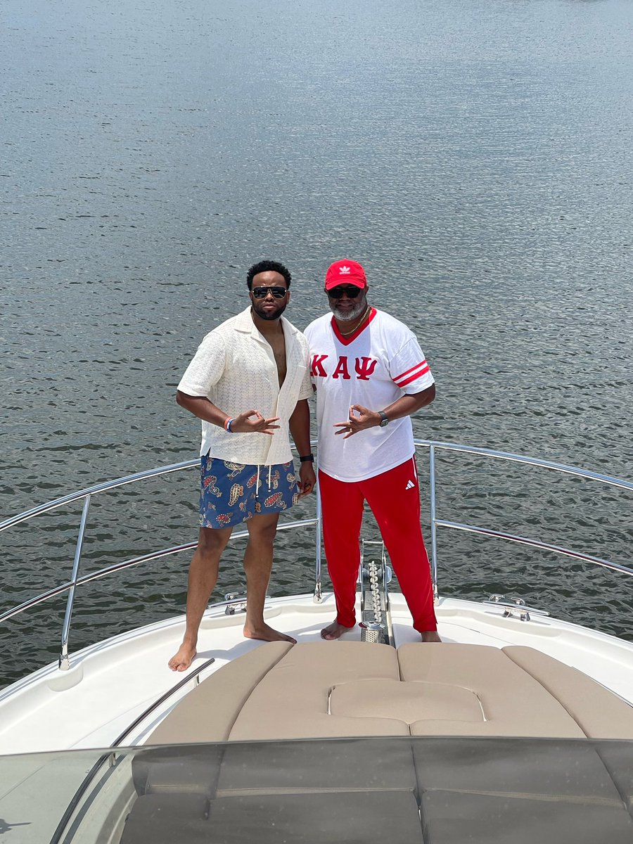 egivens's tweet photo. Enjoyed Conclaved 👌🏾♦️👌🏾 father and son!!! https://t.co/oH9I34tWP8