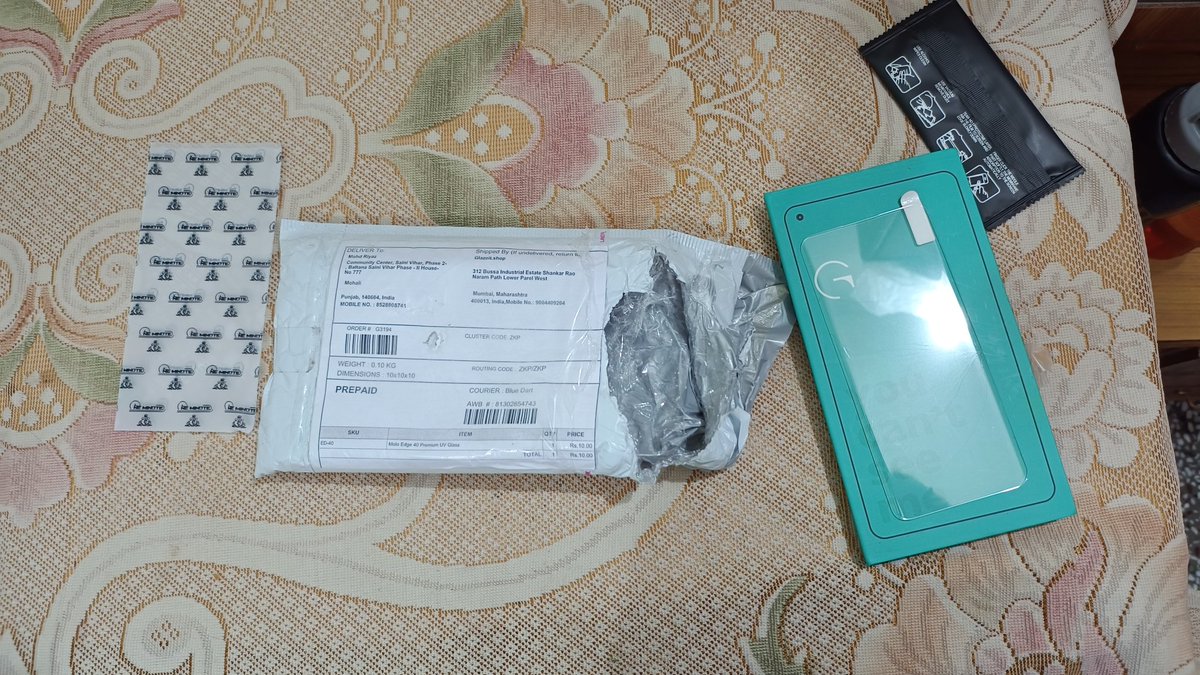 riyaz7cr7's tweet photo. @GlazedInc @glazeitshop @GISSupport
#motoedge40 #motorolaedge40 glazeit shop (glazedinc) 
I've Received damaged product, and I've already contacted support, sent them an email but no response. Please send me a replacement for MotoEdge40 UV glass. https://t.co/web1WYXqnR