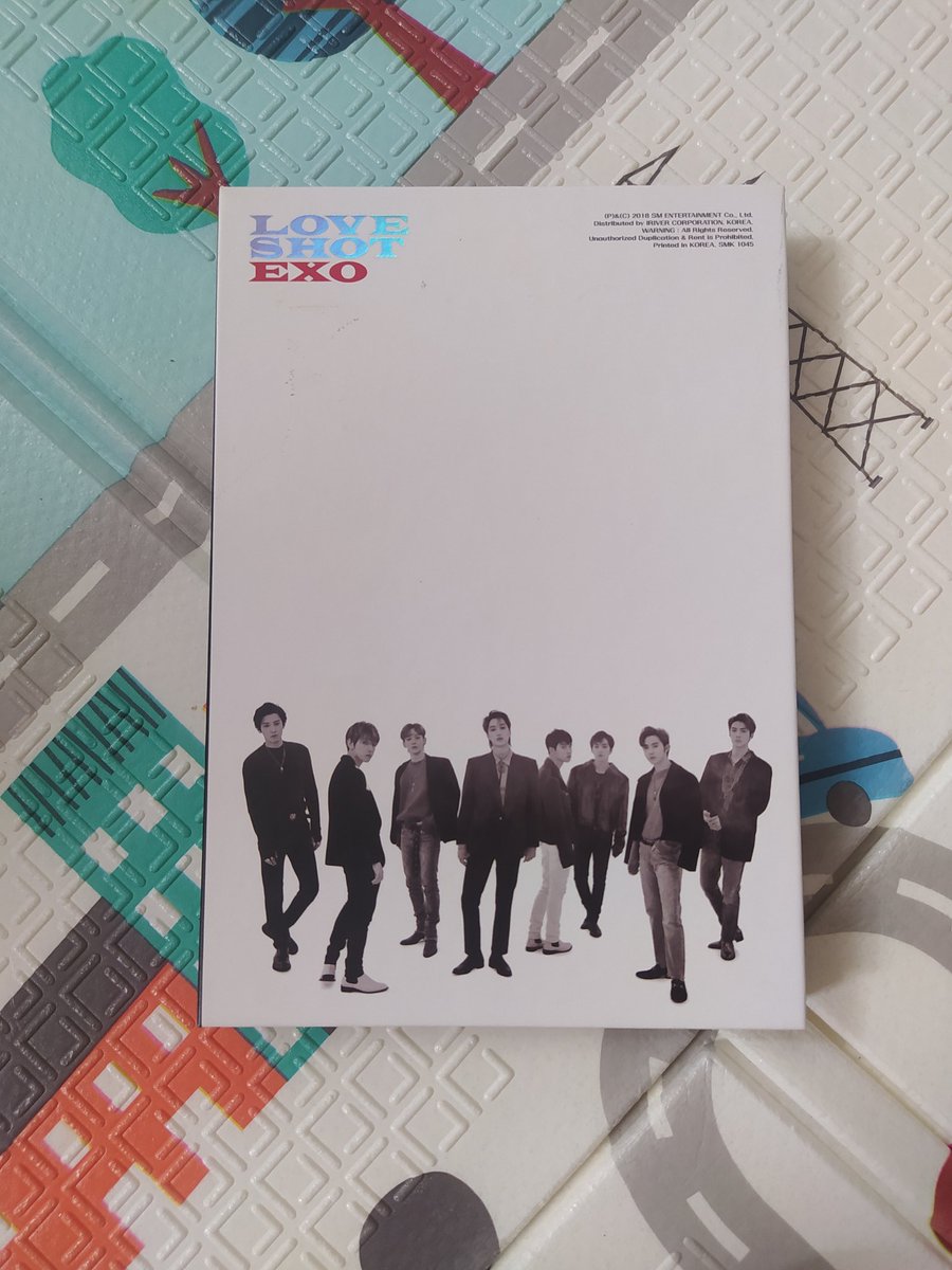 chogiwaFran's tweet photo. Estou vendendo minha coleção de EXO quem tiver interesse chama DM para mais detalhes, todos vão com photocard e as coisas que vieram junto (comprei em pré venda)! 
Álbuns do Kai R$ 165,00 cada ou todos por R$ 650,00 
Os DMUMT R$ 150,00 cada 
Love shot R$ 150,00 https://t.co/FMcJwtmXpK