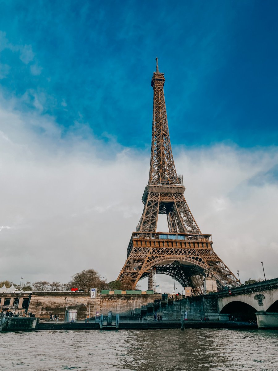 EF Tours Canada tweet media