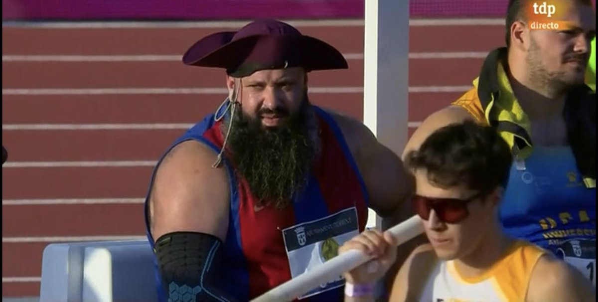 Es Jack Sparrow @CarlosTobalina 
#CEatletismo