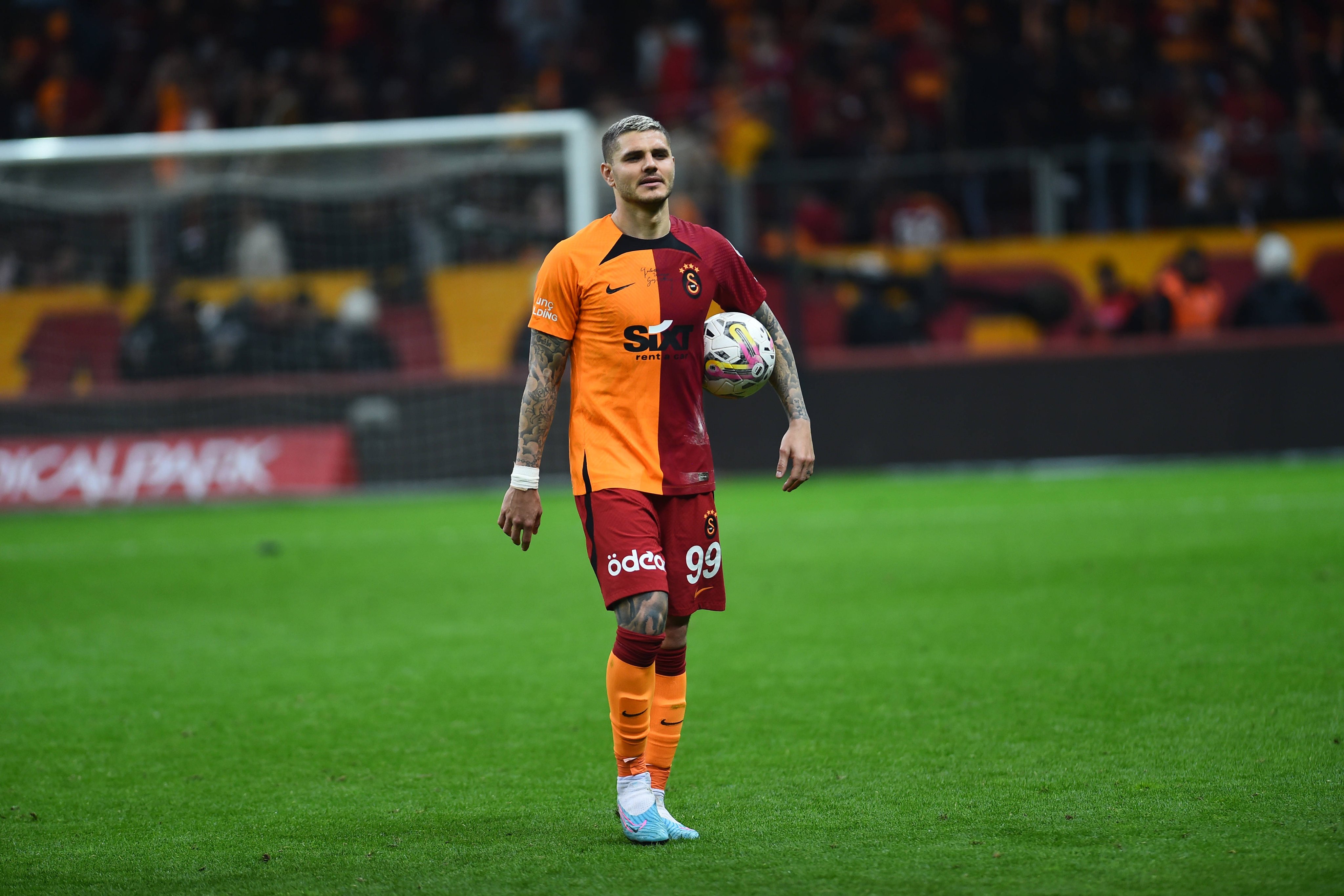 Transfermarkt.com.tr on X: "🗣️ Mauro Icardi: "Parti devam etmeli." Oyuncu  profili ➡️ https://t.co/RgMx6Od7m3 https://t.co/bMoGkx4Nh8" / X