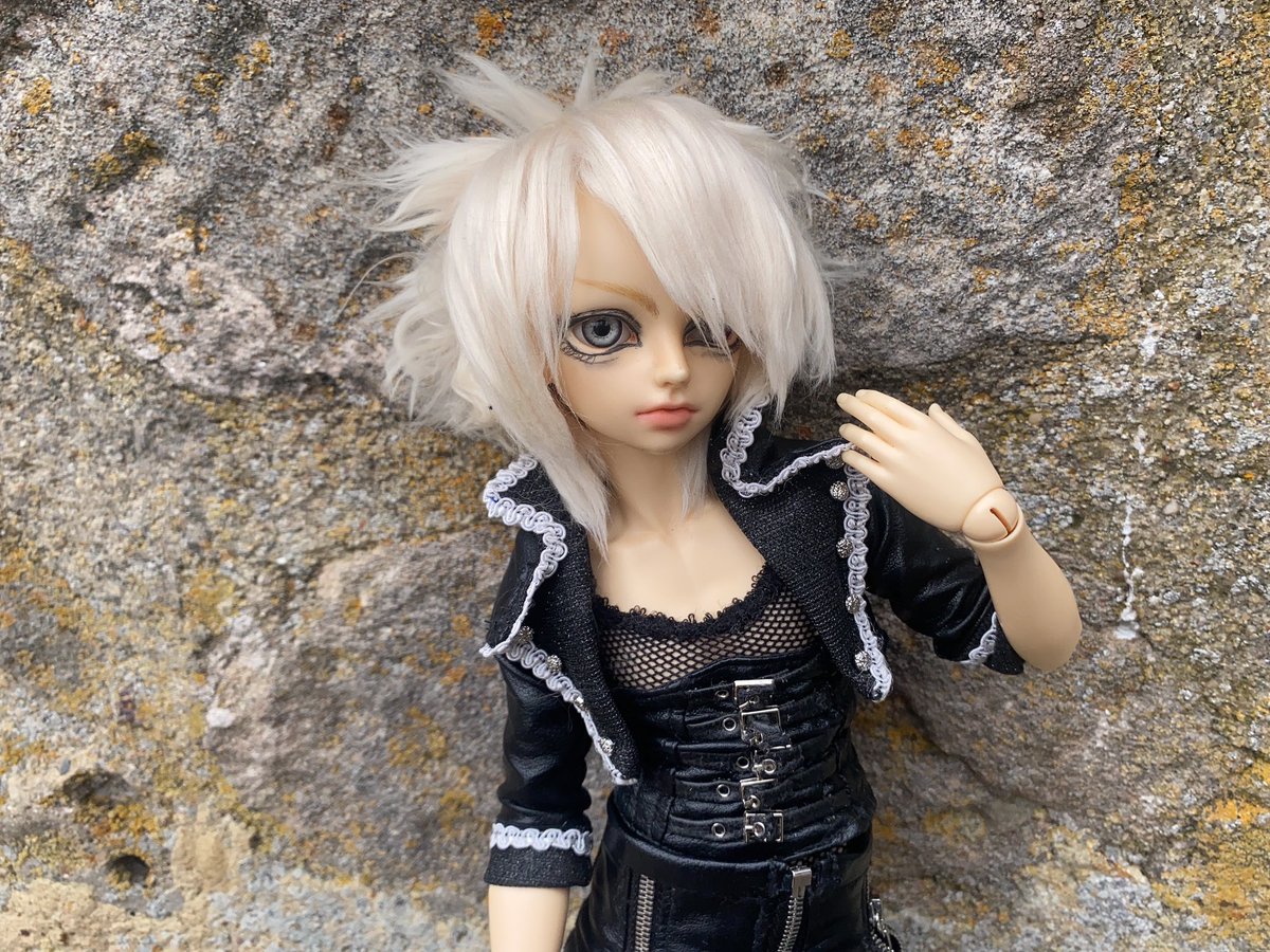 Waru_Chibi's tweet photo. 格好良い愛朔人形
(♡´∀`♡)
Rt 良い (♡ơ ₃ơ)
#bjd #vkei #minimee #DEVILOOF https://t.co/vJjts6QYOy