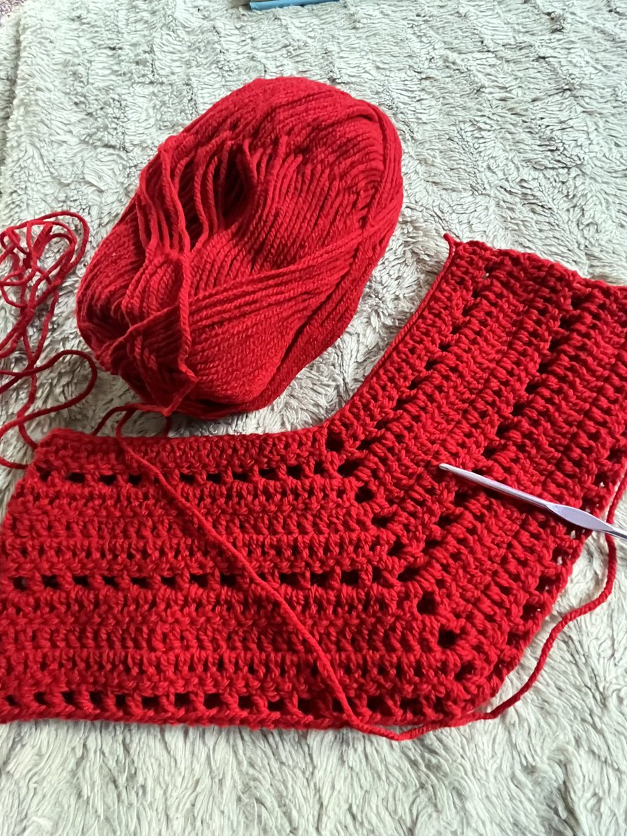 Diana D Designs tweet media