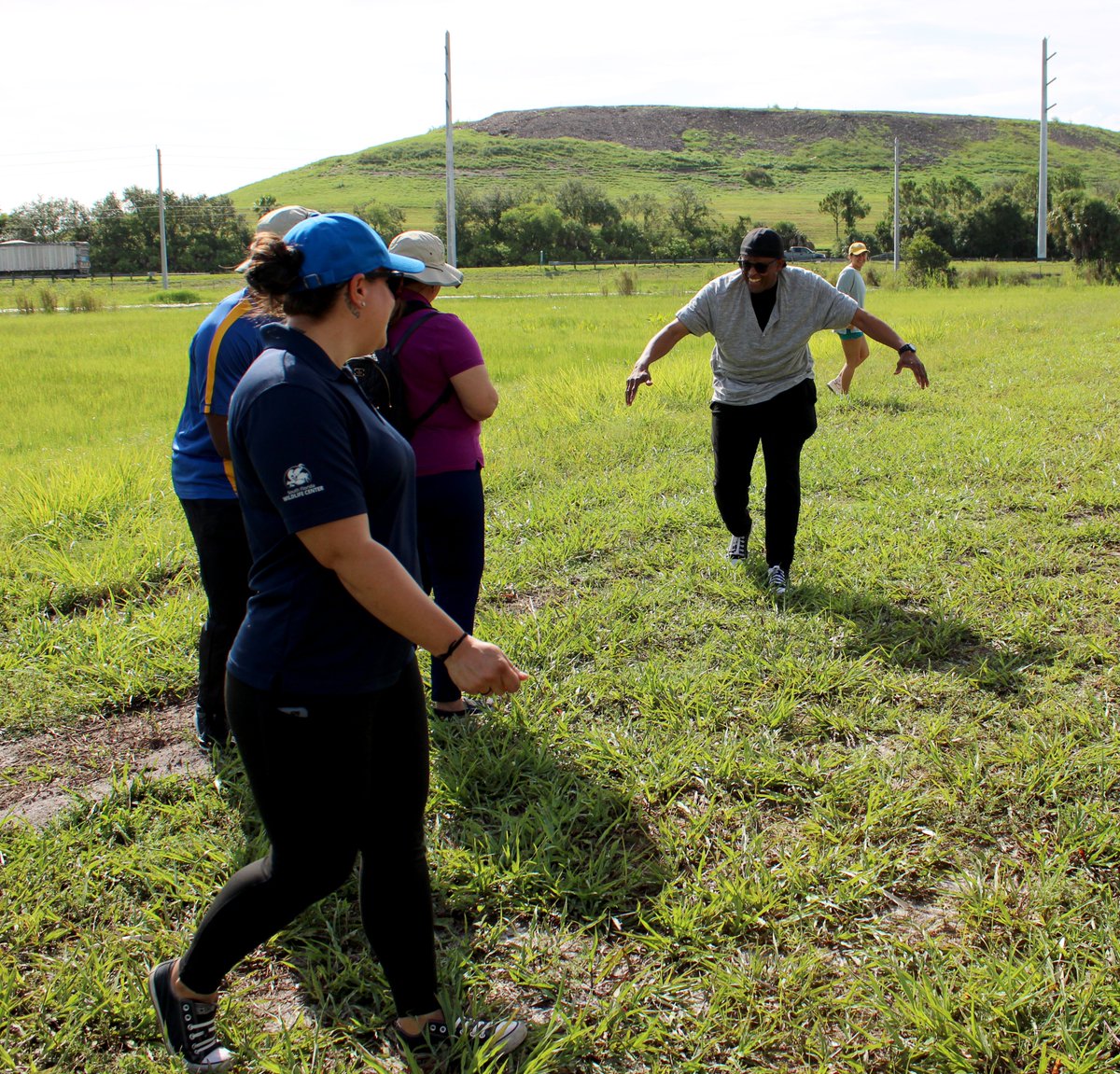 SWAPBC's tweet image. That's a wrap on the '23 #SWA #ReTeach Waste Program. This environmentally conscious week concluded with #FlyingWILD, a practical investigation of bird biology, conservation and adaptation. 
Contact 561-697-2700 or contactcis@swa.org for customer service; SWA will not reply here.