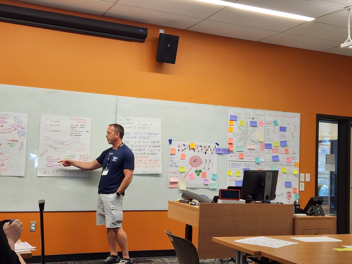 JoseLSilvaSmith's tweet image. Day 6 @osu_cascades for the @exploringcs PD. Last activity of the week. Summarizing this week's learning! Thank you for this incredible learning experience! โค๏ธ๐๐ #TISDProud #exploringcs