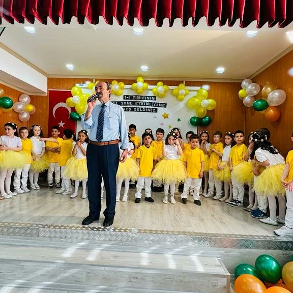 Yusuf Köstem İlkokulu (@yusufkostem1) on Twitter photo Okul müdürümüz sayın Hüseyin Avni Çat ın okulumuzdan Fomara da bulunan İstiklal İlkokulun a tayinleri çıkmıştır.
Yeni görev yerlerinde başarılar diler, okulumuza kattıkları herşey ve emekleri içinde kendilerine teşekkür ederiz 🙏
<a href="/GurhanCokgezer/">Gürhan Çokgezer</a>
<a href="/bursailmem16/">Bursa İl Millî Eğitim Müdürlüğü</a>
<a href="/Osmangazi_MEM/">Osmangazi İlçe Milli Eğitim Müdürlüğü</a> Okul müdürümüz sayın Hüseyin Avni Çat ın okulumuzdan Fomara da bulunan İstiklal İlkokulun a tayinleri çıkmıştır.
Yeni görev yerlerinde başarılar diler, okulumuza kattıkları herşey ve emekleri içinde kendilerine teşekkür ederiz 🙏
<a href="/GurhanCokgezer/">Gürhan Çokgezer</a>
<a href="/bursailmem16/">Bursa İl Millî Eğitim Müdürlüğü</a>
<a href="/Osmangazi_MEM/">Osmangazi İlçe Milli Eğitim Müdürlüğü</a>