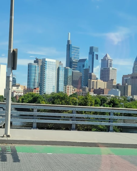 LongCynthi76019's tweet photo. A business trip in Philadelphia. The scenery is so beautiful https://t.co/snpm4ICfS2