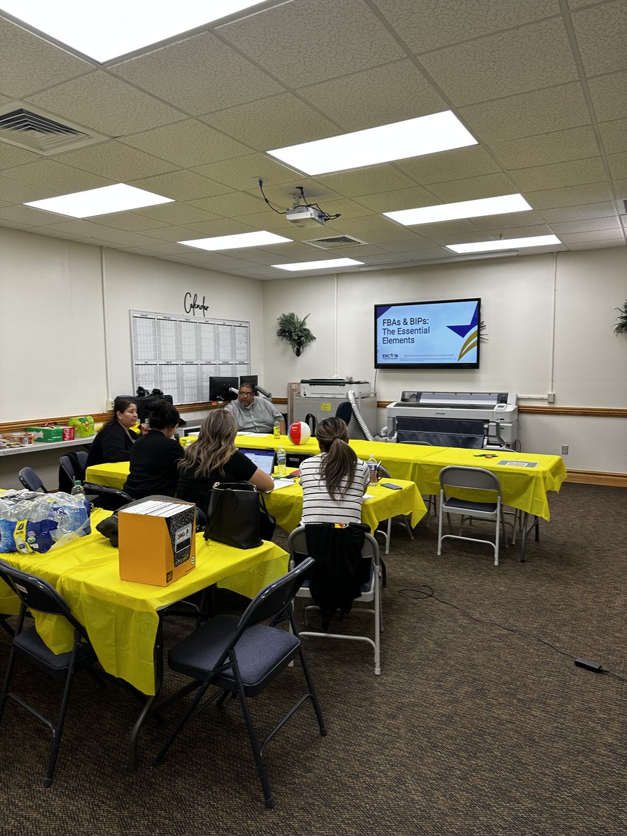 TISDSPED's tweet photo. This week has been a whirlwind, and an exciting start to our 2023-2024 Learning year!
We look forward to a GREAT year!
Thank you @ESC19SpEd for all of your help at our #SpEdSquad's Job A Like this year!πΎβ€οΈπ€π€ https://t.co/KswkPOw6r9