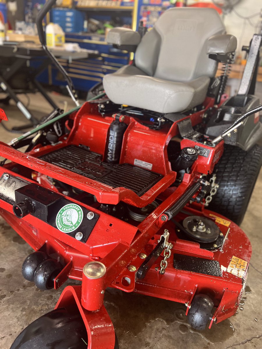 All washed up <a href="/OutKickTNML/">ThursdayNightMowingLeague</a> #TNML <a href="/TheToroCompany/">Toro</a>