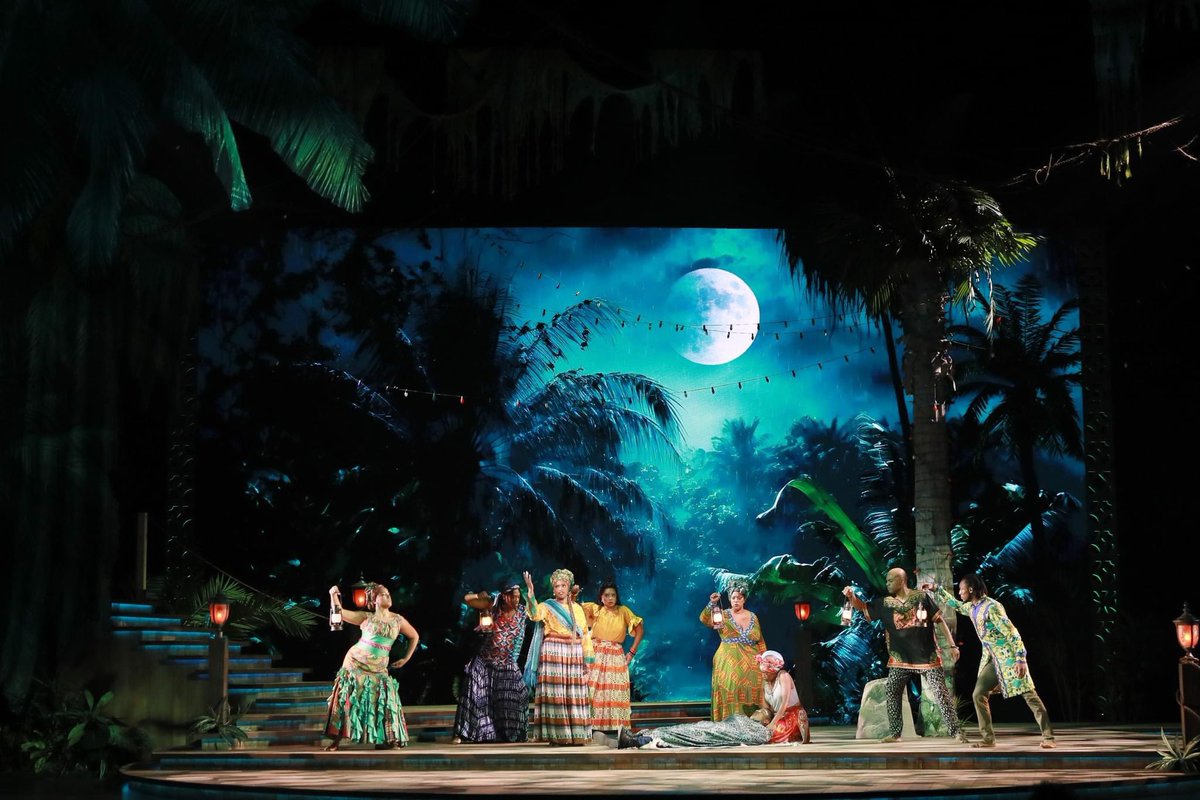 Melessieee's tweet photo. “And on this island, we tell the story!” 🏝️
Join us downtown at the Benedum. We’d love to see you!
Tonight at 8pm
Saturday at 2pm & 8pm
Sunday at 2pm & 8pm
#OnceOnThisIsland #PCLO #Pittsburgh https://t.co/AD5E8c4fFy