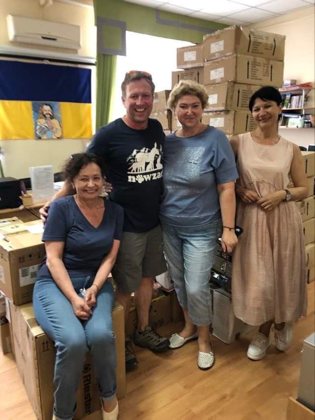 PenFarthing's tweet photo. Aid delivered to the cultural center in Kherson (thank you for the Ukrainian honey!) and now onwards to Kyiv (resupply and drop the #kittens at the vets 😀) #RoadTrip #Nowzad #NowzadUkraine https://t.co/eUV1TV1Oe0