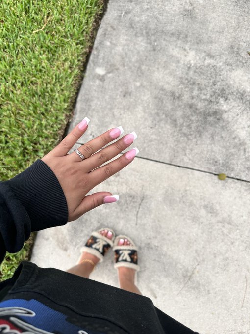 🐷 https://t.co/u4DtGfezVB