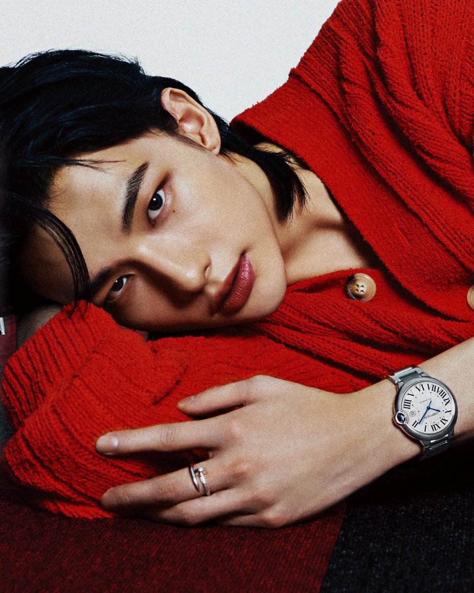 Australian Pop singer #TroyeSivan mentions #StrayKids Hyunjin in recent interview with Apple Music.