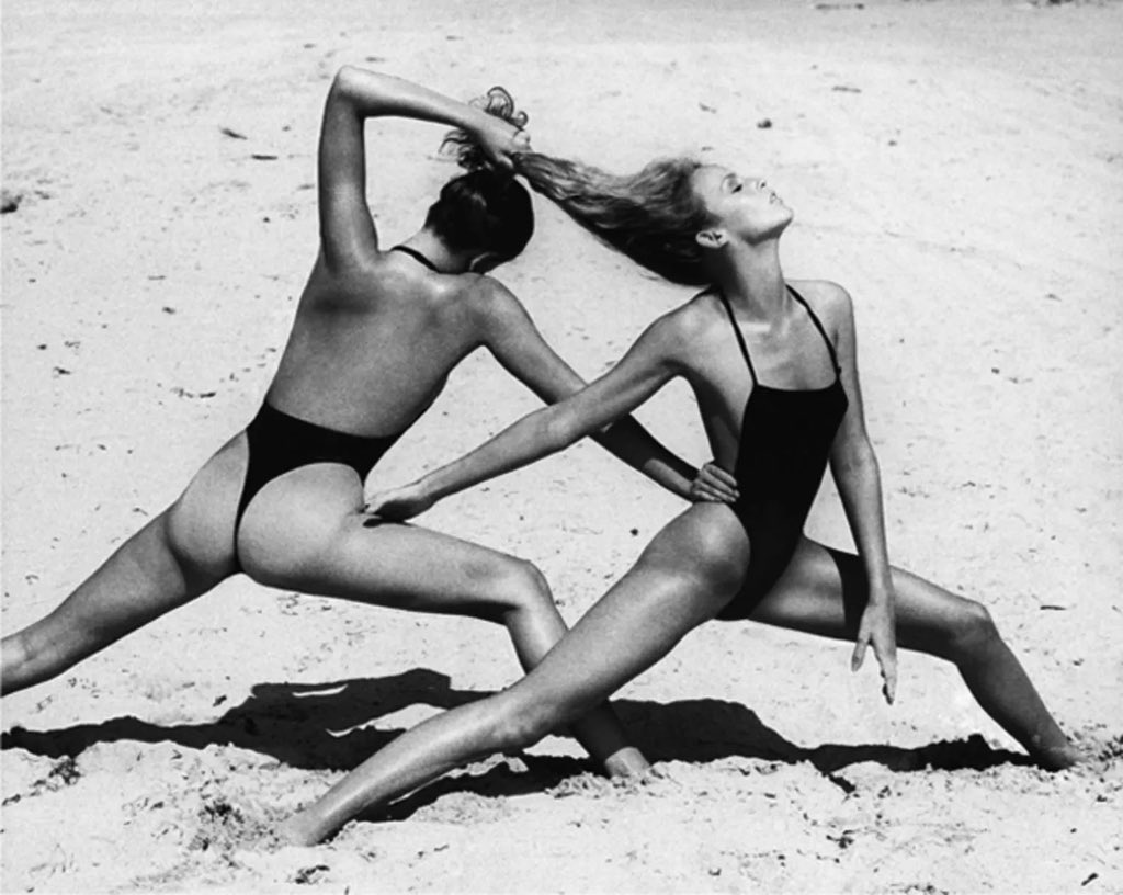 Did you know that the G-str*ng was invented by SW’ers? 

While people of all kinds can enjoy the benefits of presently owning a th*ng, we can’t say the same was almost 100 years ago. 

Image of Jerry Hall and Lisa Taylor by #helmutnewton 

Article by Johanna Bolanos
Link below 👇