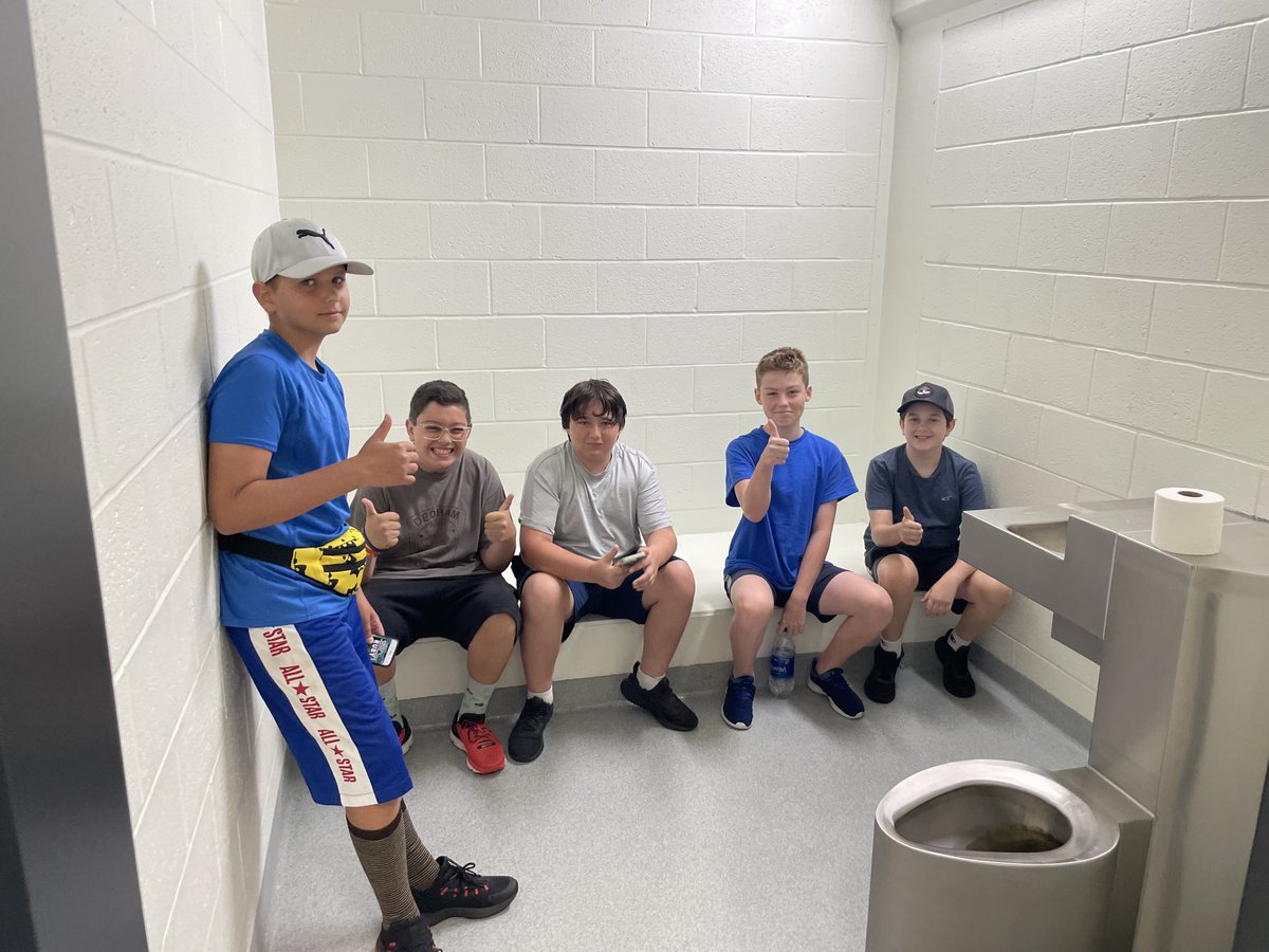 School Resource Officers joined by ⁦<a href="/DedhamMS/">Karen Hillman</a>⁩ students toured our new facility this morning before heading off for a hike to the top of Wachusett Mountain.