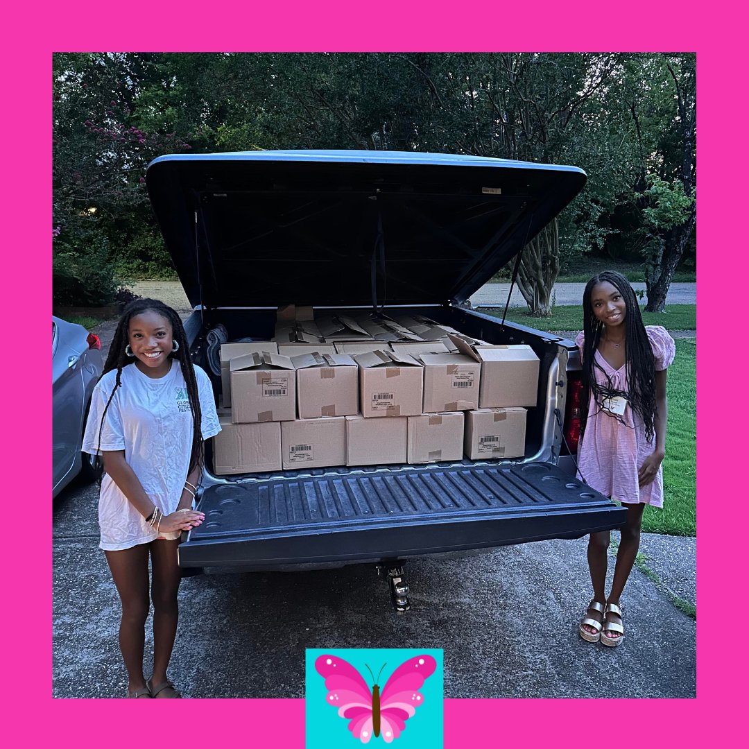 womenintrainin1's tweet photo. A special thank you to Lindsay Gray from @BundlesDiapers in #Birmingham who donated the sanitary pads for these #WITKITS in honor our new Chairwoman Rolanda Hollis. https://t.co/XtDwq02hyE