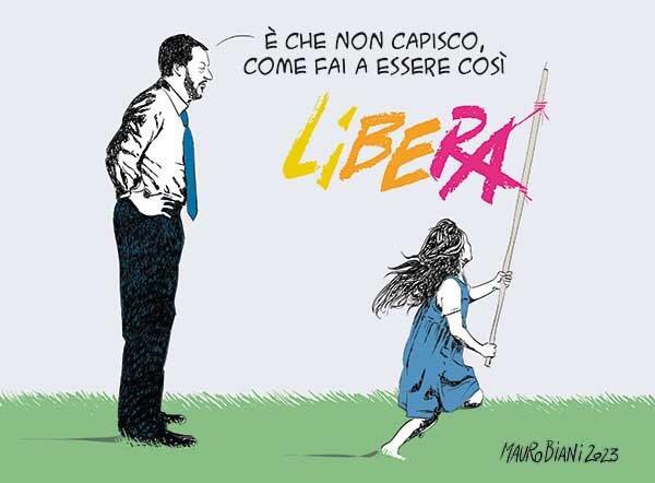 CleliaMussari's tweet photo. .@maurobiani sono tante le cose che quell’essere non capisce 🤬 @republica 29 Luglio #DonCiotti #pontesullostretto #sponde #cosche https://t.co/x78kikYOEZ