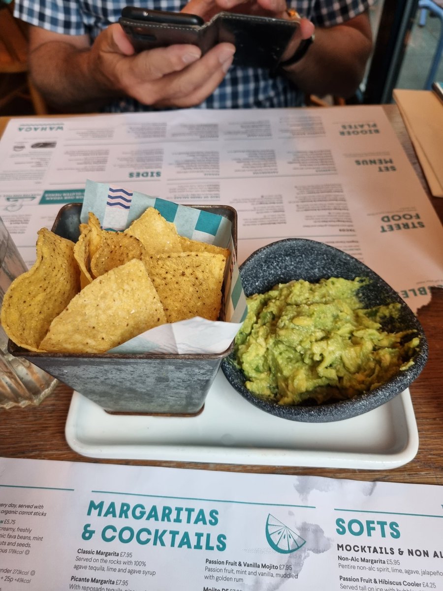 barnardberry2's tweet photo. @theJeremyVine  how many portions is this? 😂😂 https://t.co/lN7TGAqwDs