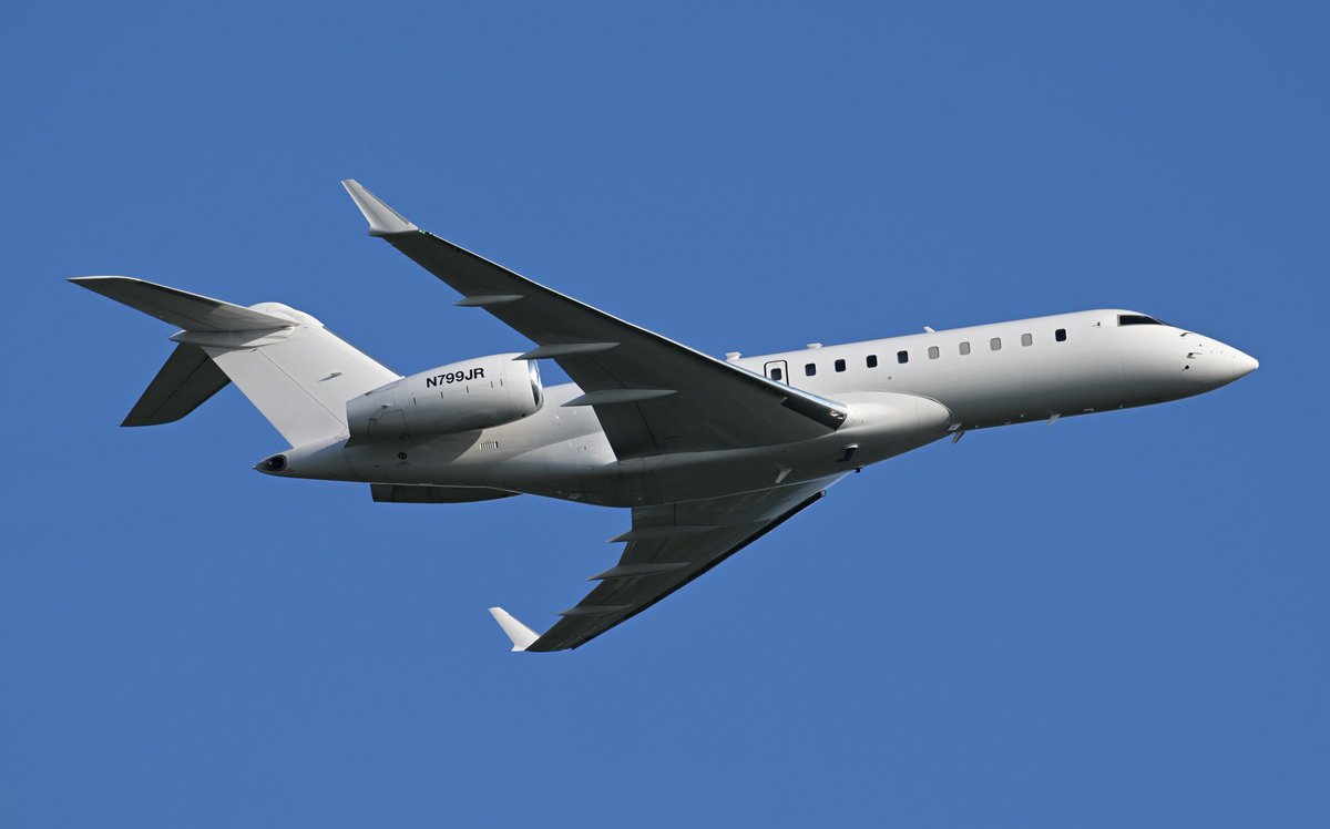 bizjetsofwar's tweet photo. Bizjets of war: unwrapping the U.S. Army's new spy jets  

A new @Substack post about how the U.S. Army is using contractor-owned, contractor-operated surveillance jets to test new technologies and operating concepts.

Read it here: https://t.co/futezuNeiJ https://t.co/gg99JaQR6P
