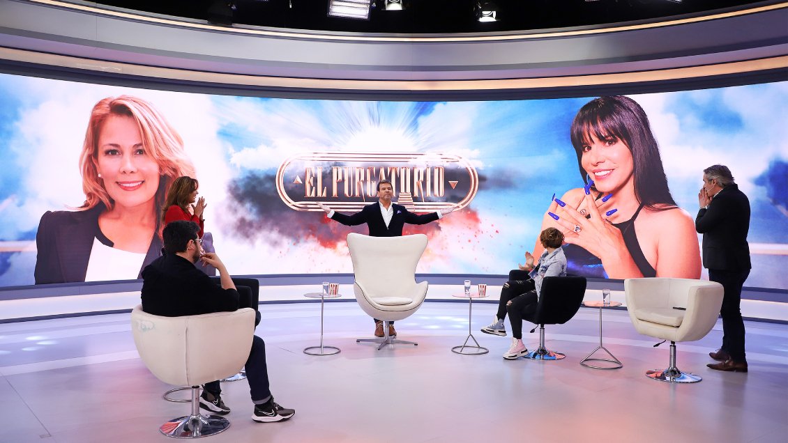 Cooperativa's tweet photo. Cathy Barriga y Anita Alvarado serán las primeras invitadas a "El Purgatorio" de Canal 13 #CooperativaContigo 
https://t.co/JlVxZLdieo https://t.co/pbJMm1SoCW