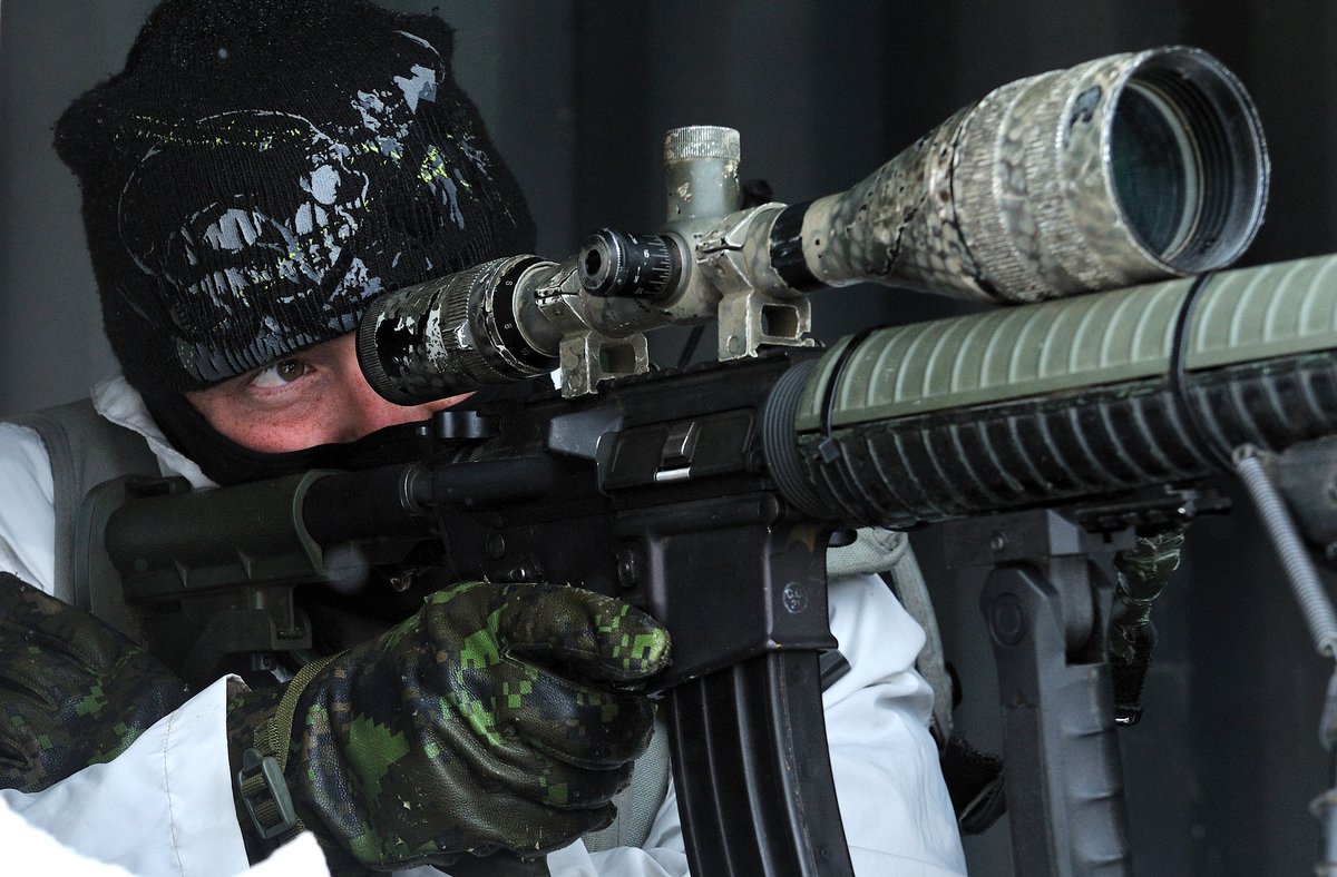 ForcesCanada's tweet photo. Saviez-vous que l’#ExMapleResolve existe depuis 17 ans? La 1re édition, en 2006, visait à former les forces opérationnelles déployées en Afghanistan. Voici quelques-unes de nos photos préférées au fil des ans.

Points bonis 💯 : Quel était le nom de cet exercice à l’origine? https://t.co/dpGzwJT7GS