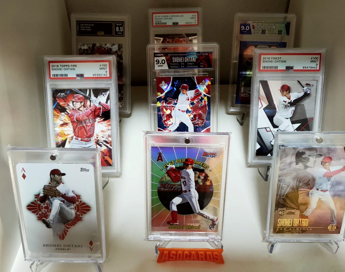 asocards's tweet image. Lo de Shohei Otani es histórico una vez más.

Anoche doble enfrentamiento contra los Tigers, en el primero los blanqueó desde la loma de pitcheo. En el segundo, al bate, les infringió dos HR. ¡Todo el mismo día! ⚾

Normal que uno de nuestros asociados tenga un altar #Asocards