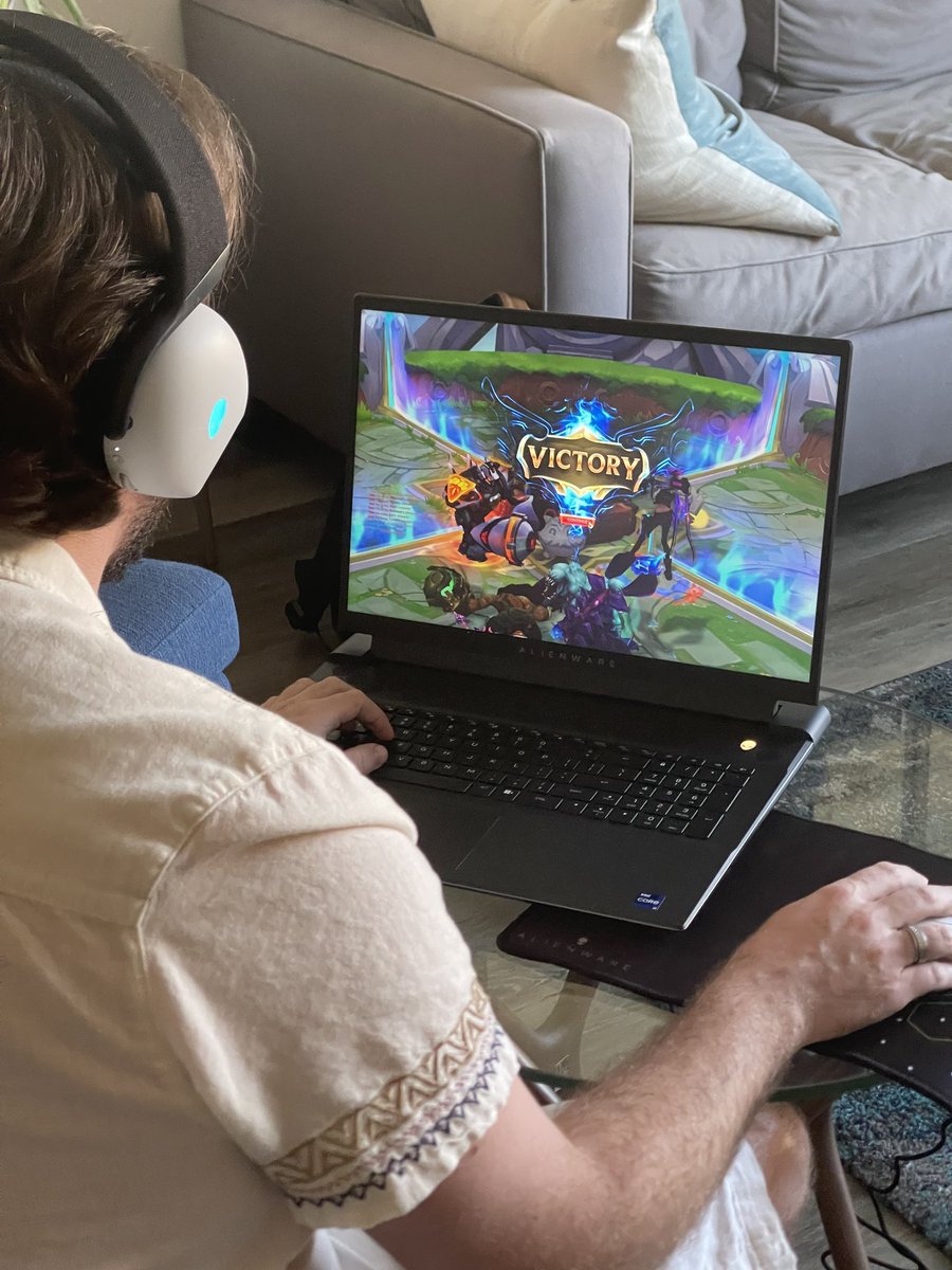 TravisGafford's tweet photo. Checking out the new Arena mode on my @Alienware m18, featuring an NVIDIA GeForce RTX 40 Series GPU! It's awesome to be able to play 2v2v2v2 on the go. #RTXOn

Get yours here: https://t.co/zfRlur0P69

#AlienwarePartner https://t.co/31by3FDW9n