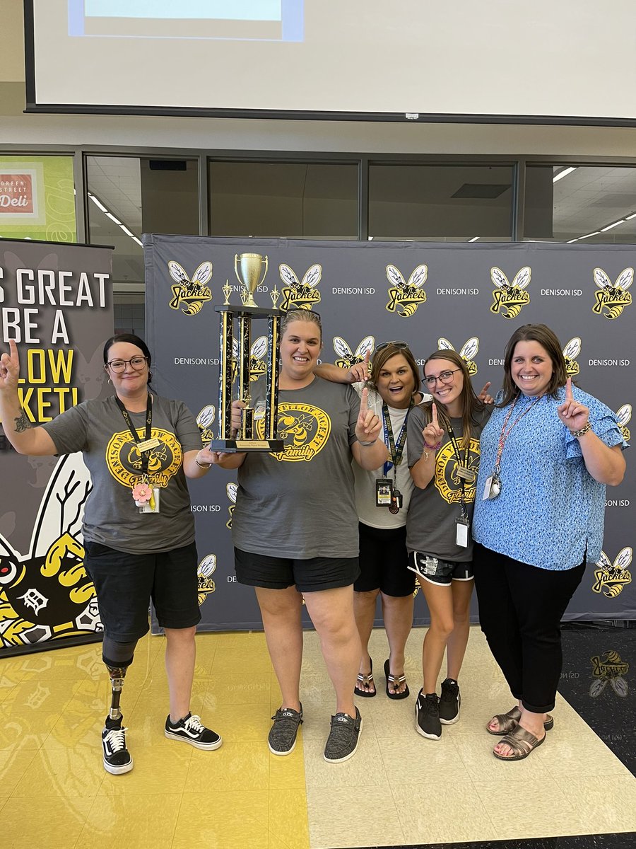 Taking home the 2023 Amazing Race trophy…the Terrell Texans! #texans