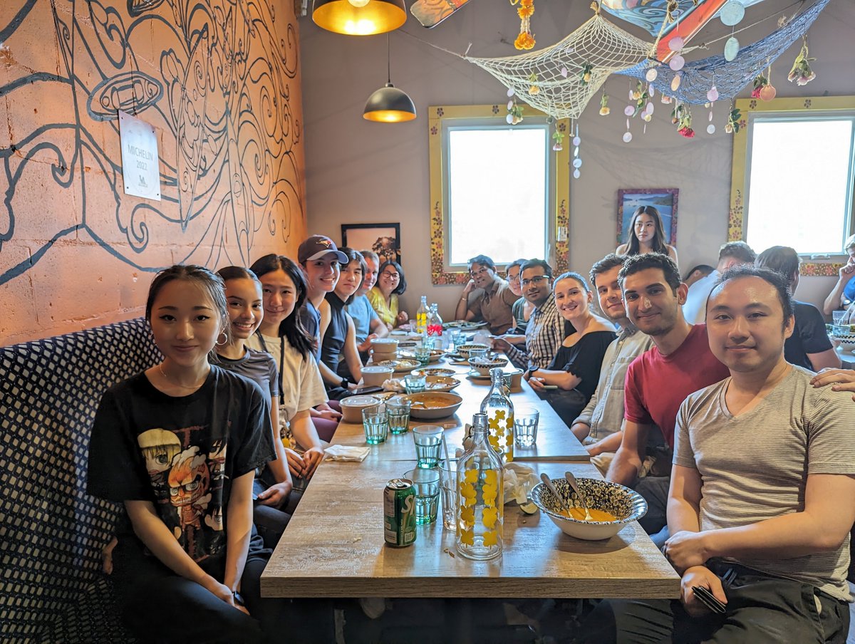 MartinLabUofT's tweet photo. Lab lunch to celebrate all the summer students in the Martin lab this year. https://t.co/XPowsoWFe4