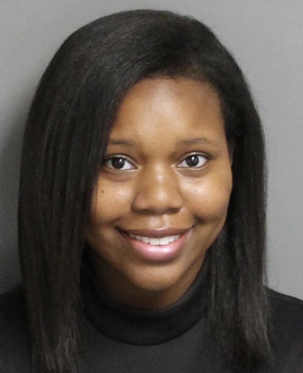 BrianEntin's tweet photo. Carlee Russell mugshot. https://t.co/4d7TQ3flYX