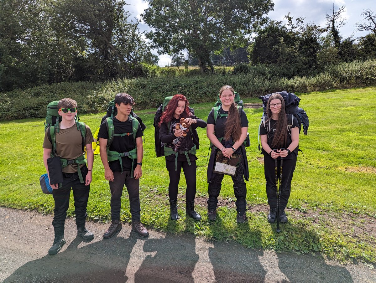 TeriLeighHall1's tweet photo. Day One Complete 🎒🚶‍♀️🚶 #silverdofe @ACFADofE @VixsterG @depcomnacf @LucyH63 @OCXCoyNACF https://t.co/8grAUV8DcA
