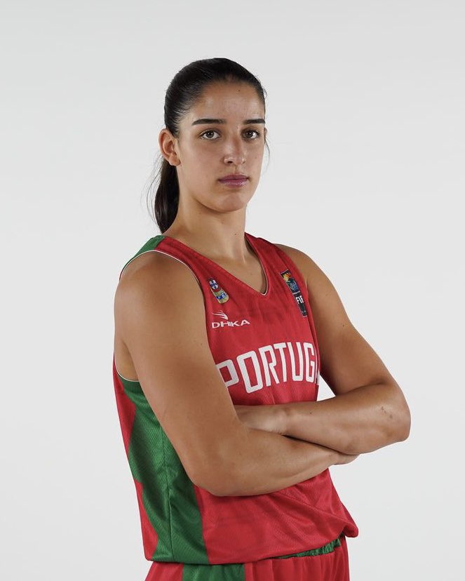 Inês Bettencourt and Portugal 🇵🇹 will compete in the FIBA U20 European Championship beginning this weekend in Lithuania! uconnhuski.es/43MAlyN