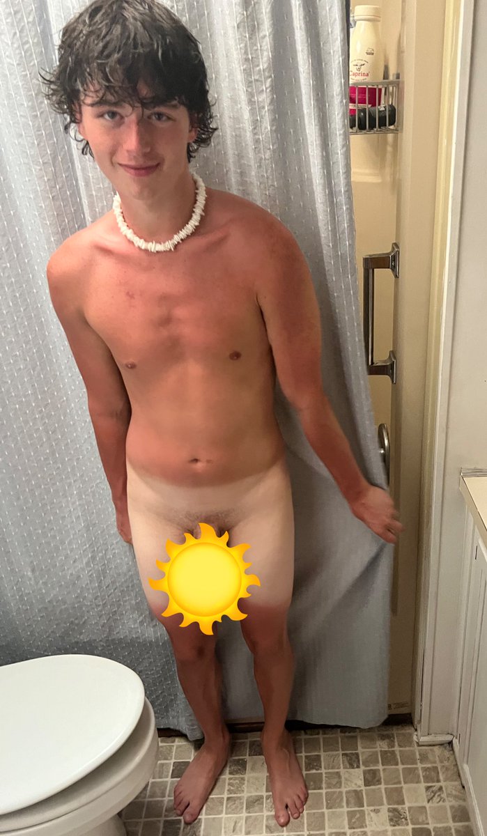 itsjust_gavin's tweet photo. Had to pay my straight bro extra for the last pic😂 https://t.co/Y0XziHqEiz