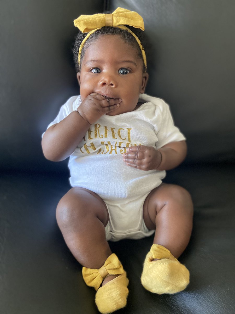 AdoreeTeTee's tweet photo. Real Life Baby Doll 🧸💛🥰 https://t.co/ROkJr2RsBt