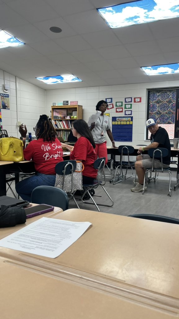 FLE_Explorers's tweet image. ✨One of FLE’s finest shared today during our District PLC for 4th Grade Mathematics! Great job Ms.Tyson!! #DreamBelieveAchieve