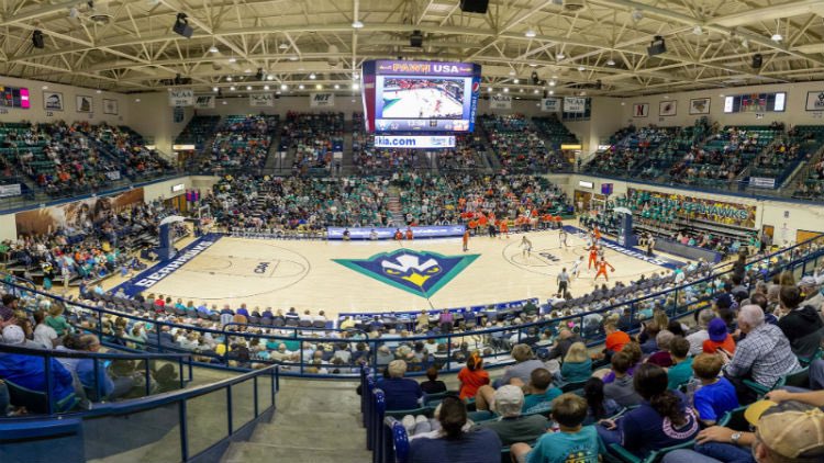 After a conversation with @CoachNWoods I am blessed to receive an offer from UNCW! Thank you for believing in me🙏🏾
