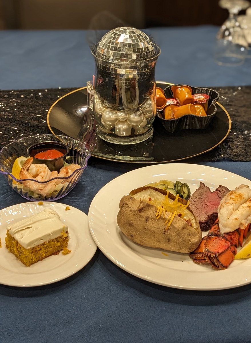 ViennaSprings's tweet photo. We pulled out all the stops to celebrate our 70s Theme Dinner! With an incredible meal, great costumes, and wonderful entertainment, our residents and staff had so much fun! #DancingthroughtheDecades #DiscowithTrilogy #SeniorLiving https://t.co/H4LH0DmZkk