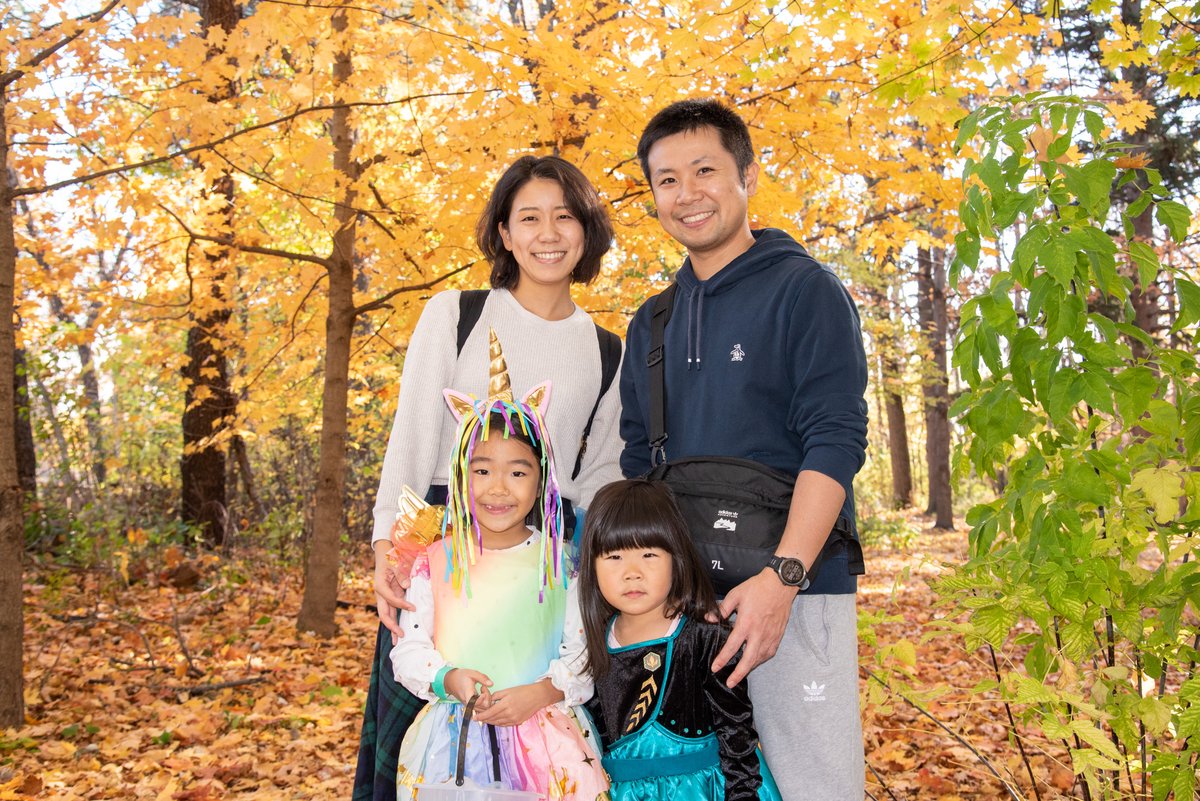 SchaumburgParks's tweet photo. Resident registration for our Fall Program Guide begins today! 🍂🍁 Non-resident registration begins Aug. 7. 💻 https://t.co/UXVMybv5Ui https://t.co/8QX8RTOdcl