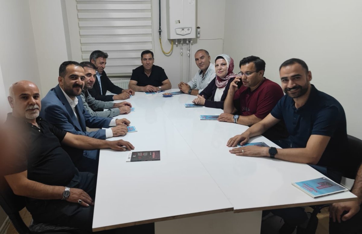 van_sube's tweet photo. Temmuz ayı Yönetim Kurulu toplantımızda alınan kararların tüm tüketiciler adına hayırlara vesile olmasını temenni ediyoruz.
@tumisgenelbask https://t.co/eB02Rel9sX