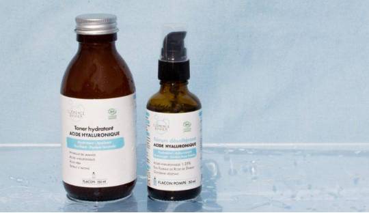 officinaparis's tweet image. L'Acide Hydaluronique est le meilleur allié hydratation et anti-âge pour tous les types de peaux. 💦 officina-paris.fr/fr/221-acide-h… #soinvisage #soindelapeau #cosmetique #naturel #bio #madeinfrance #acidehyaluronique #antiage #hyaluronicacid #naturalskincare #antiaging #hydratation