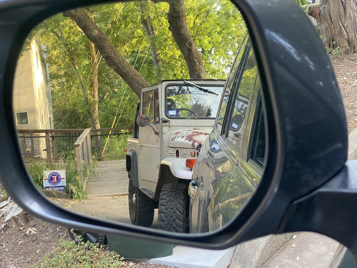 LarrysDecisions's tweet image. Road trip to #solidaxlesummit #sas7