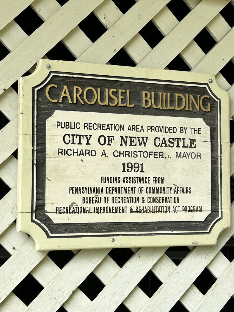 TyMullins's tweet photo. Second park, Cascade Park. Now a local park, but previously amusement park. Still has the nice carousel building 🎠 https://t.co/PrvZJTOjU2