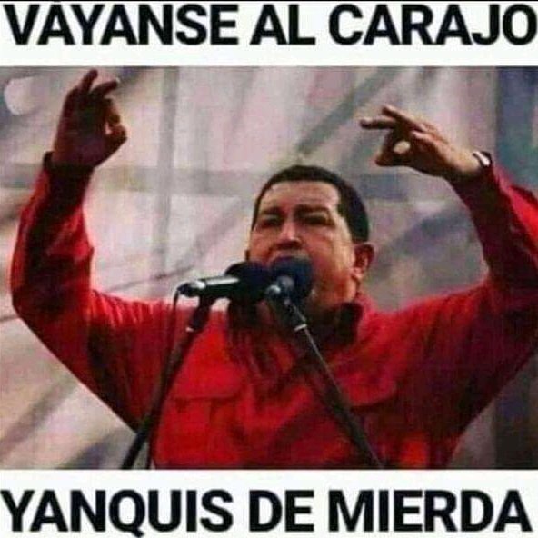 AlmaCamila1985's tweet photo. Hay muchas 📸 fotos de él lindas, con uniforme y sin él, de rojo intenso y hasta en pleno tratamiento de quimioterapia, fotos con sus hijas, con su pueblo, con el nuestro y hasta con FIDEL, fotos en firme, otras cantando, en carro y en barcos. 
Pero esta 👇 es mi preferida. https://t.co/LoAtDBW4sP