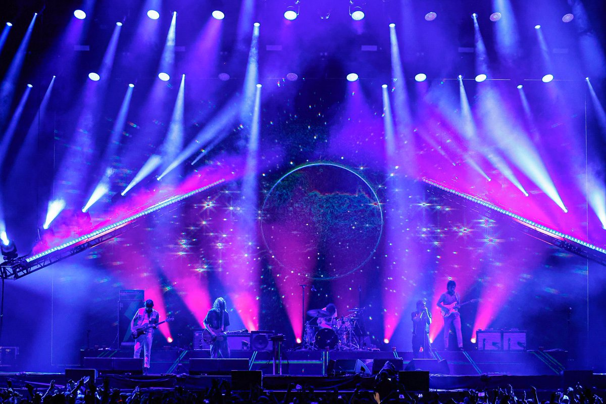 Shun_officially's tweet photo. 📸: The Strokes @thestrokes at Fujirock Fes.23’ 

📣フジロックフェス2023  にてヘッドライナーのThe Strokes をオフィシャルで撮影させて頂きました！📸 この貴重な機会にカメラマンとして呼んで頂きましたThe Strokes には大変感謝です!
#TheStrokes #Fujirock  #フジロック #フォトグラファー https://t.co/7qEOWarNPk