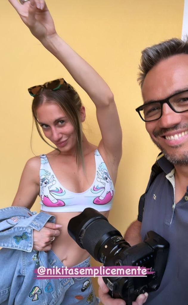 InesGiochi's tweet photo. @Uraganonikita assieme al grandioso fotografo Davide, che l'ha immortalata in foto stupende, all'evento #VipMaster 😍😍😍
#nikiters https://t.co/5qQBVR7soA