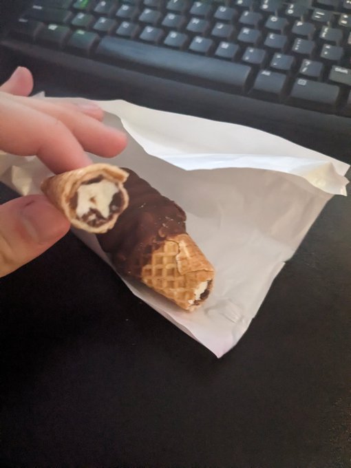 WTF am I supposed to do now?? My ice cream broke?? 💀  #icecream #food #funny #meme #comedy #humor #unexpected<a href="/tag/icecream"class="tags"><span>#icecream</span></a><a href="/tag/food"class="tags"><span>#food</span></a><a href="/tag/dessert"class="tags"><span>#dessert</span></a><a href="/tag/funny"class="tags"><span>#funny</span></a><a href="/tag/comedy"class="tags"><span>#comedy</span></a><a href="/tag/humor"class="tags"><span>#humor</span></a>