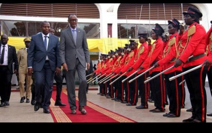 ryan_clara25304's tweet photo. Yo ezalaka Kaka koboya makambu oza penza mutu yakobeta n'a maboko penza😒😒 tu nous embrouille beaucoup 😏 https://t.co/EqPkEcvFJj
