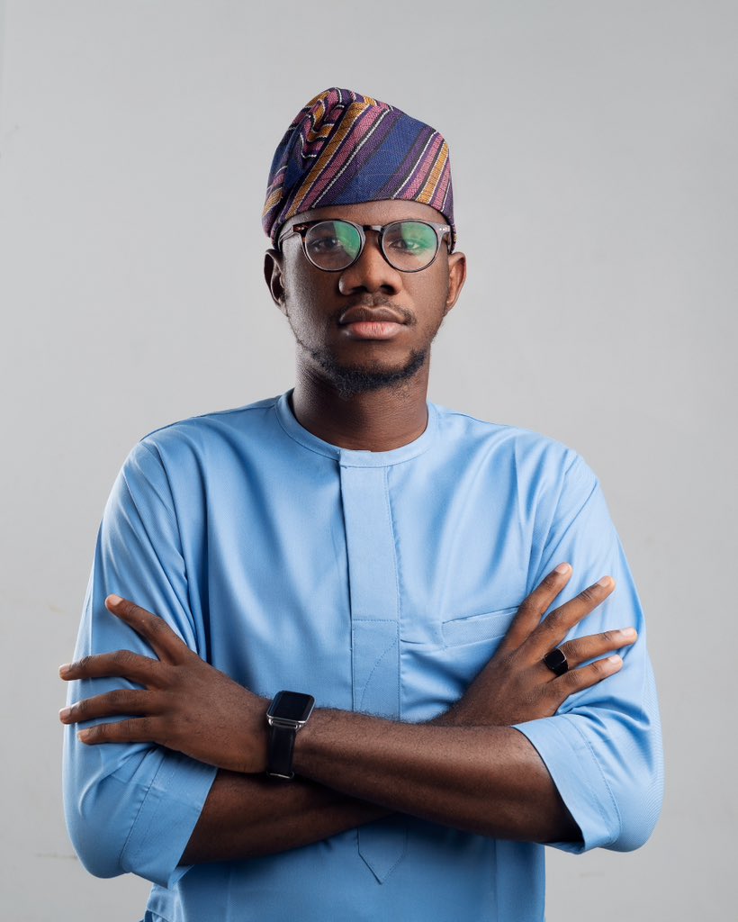 MofeVictor's tweet photo. The construction architect who can turn your building dreams into reality🚧🏢

Hi, I'm MofeVictor - your go to Architect with over 4 years of experience. https://t.co/OH7109FgBK